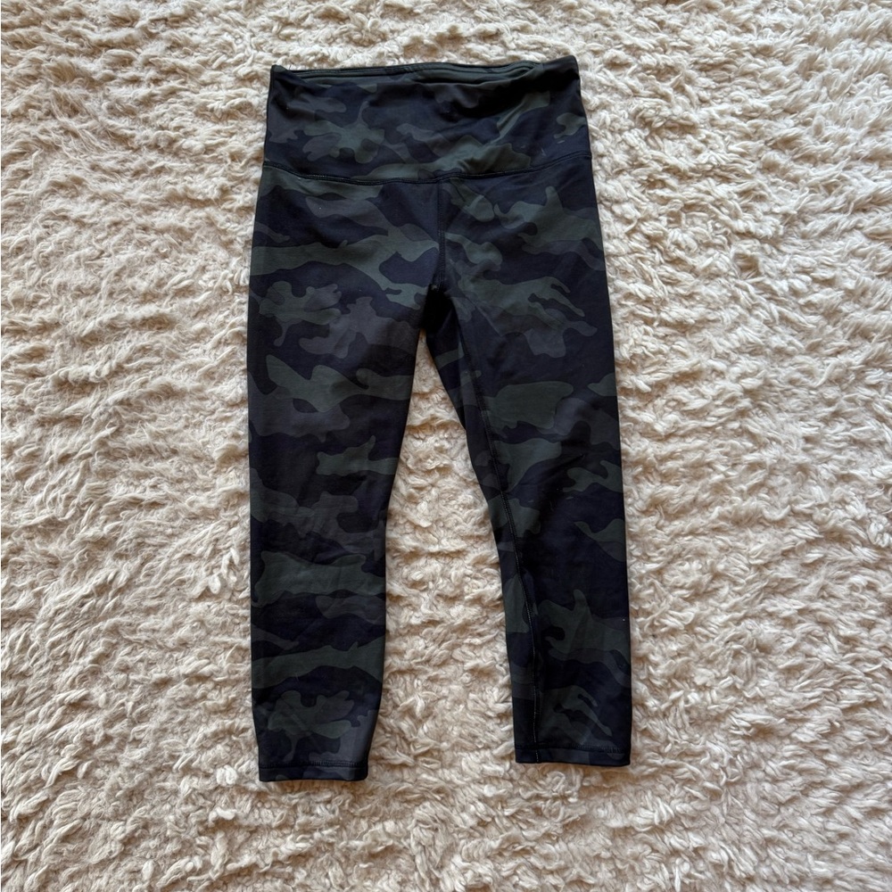 RBX brand camo athletic leggings women’s size medium